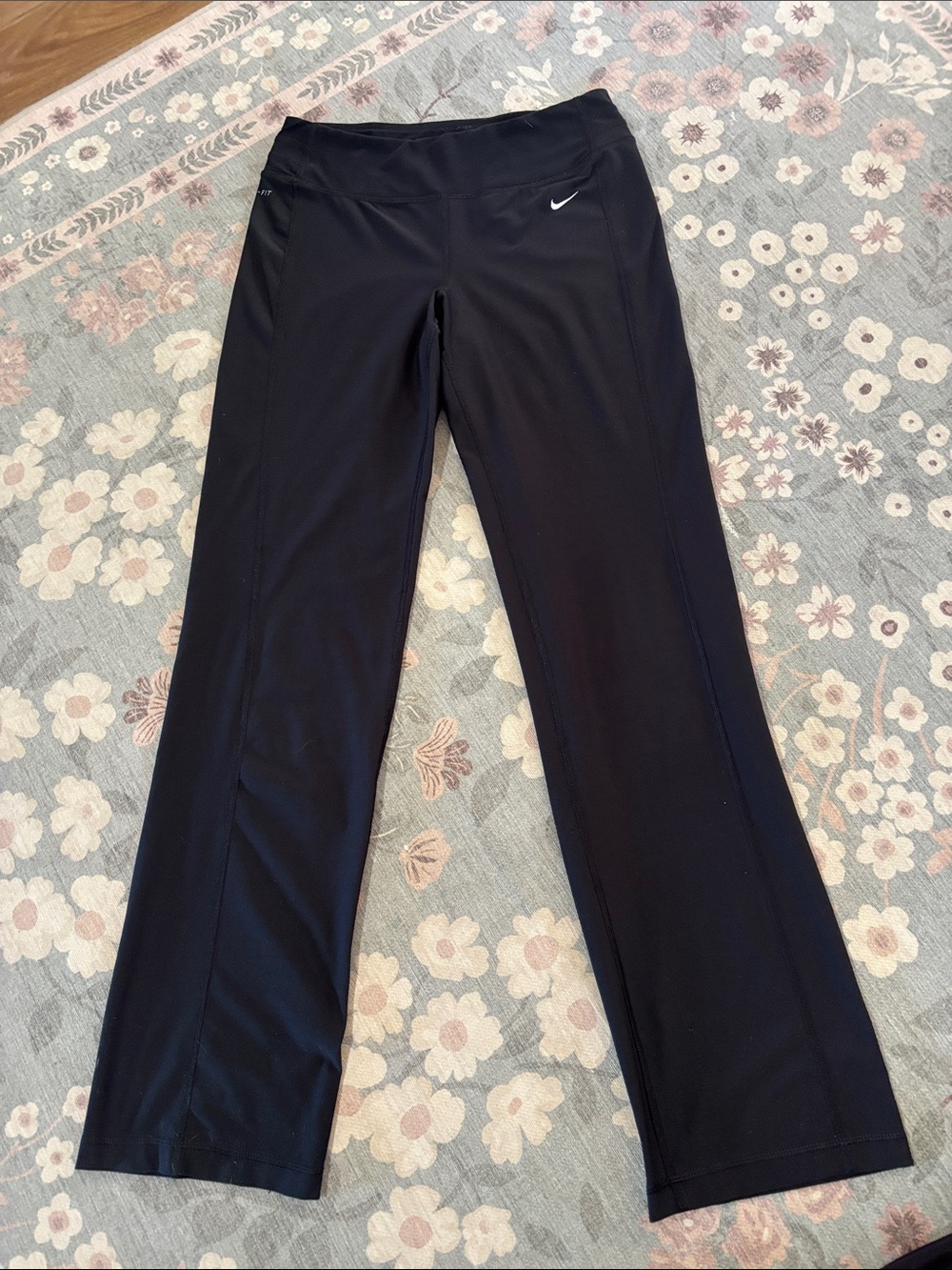 Nike dri fit low/midrise yoga pants with Swoosh